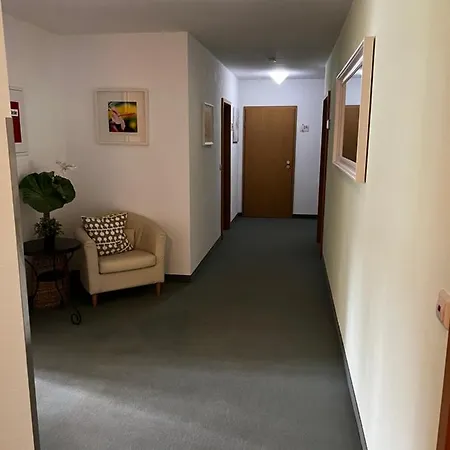 Szálloda Gaestehaus Lena *